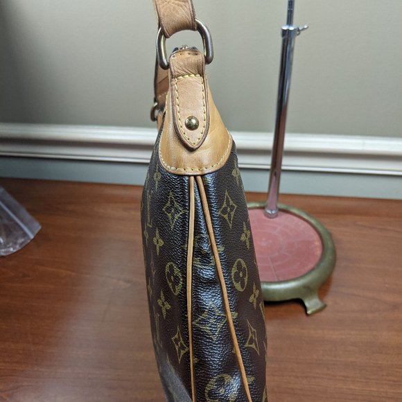 Auth Louis Vuitton Odeon Pm Monogram Canvas and Calf Leather Cross Body … - Picture 11 of 14